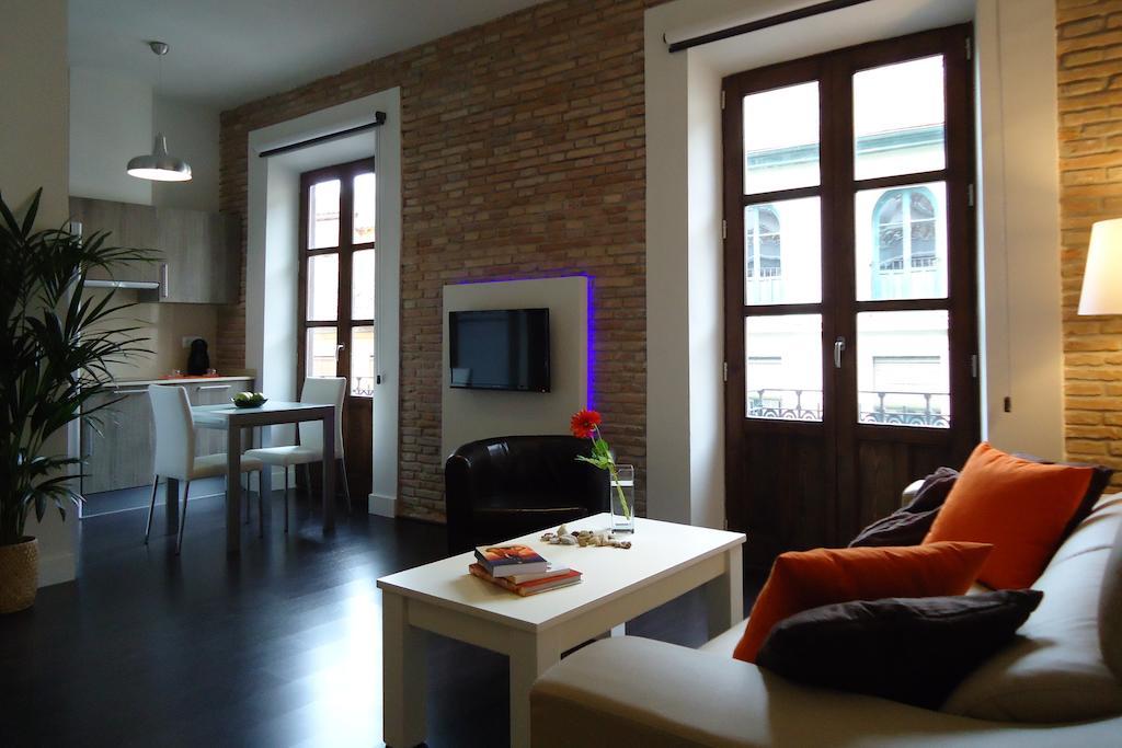 Apartamentos Turisticos Mauror Γρανάδα Δωμάτιο φωτογραφία