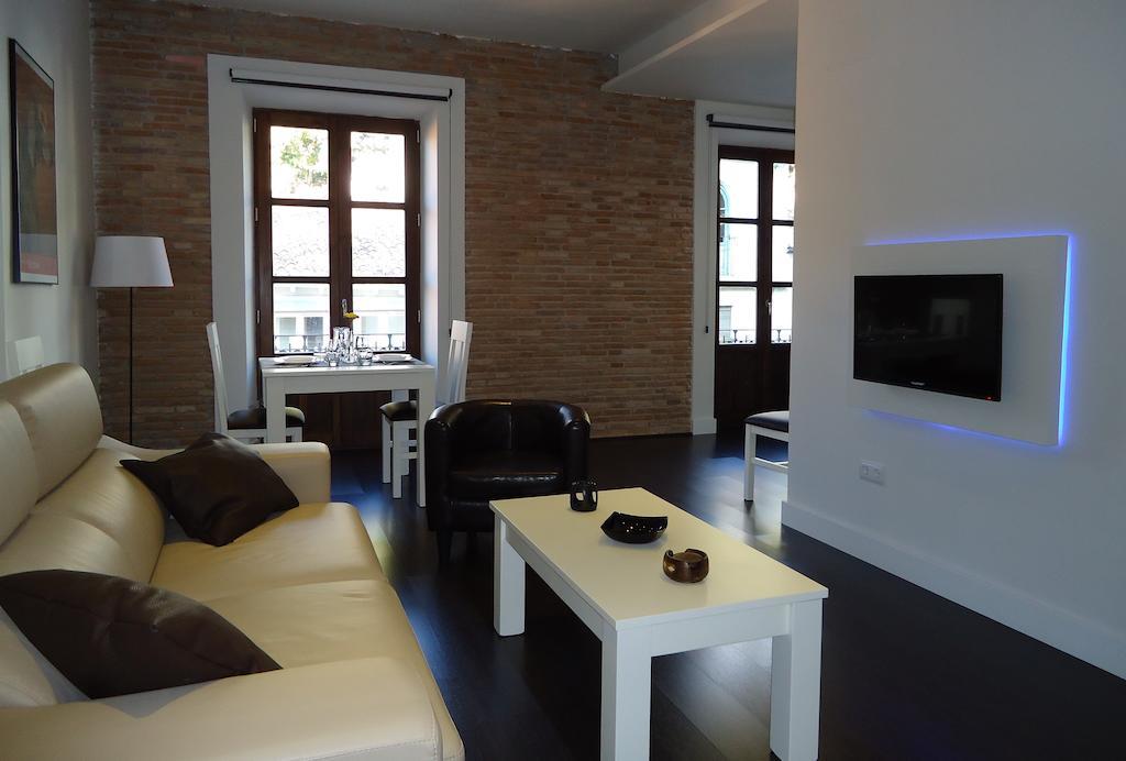 Apartamentos Turisticos Mauror Γρανάδα Δωμάτιο φωτογραφία