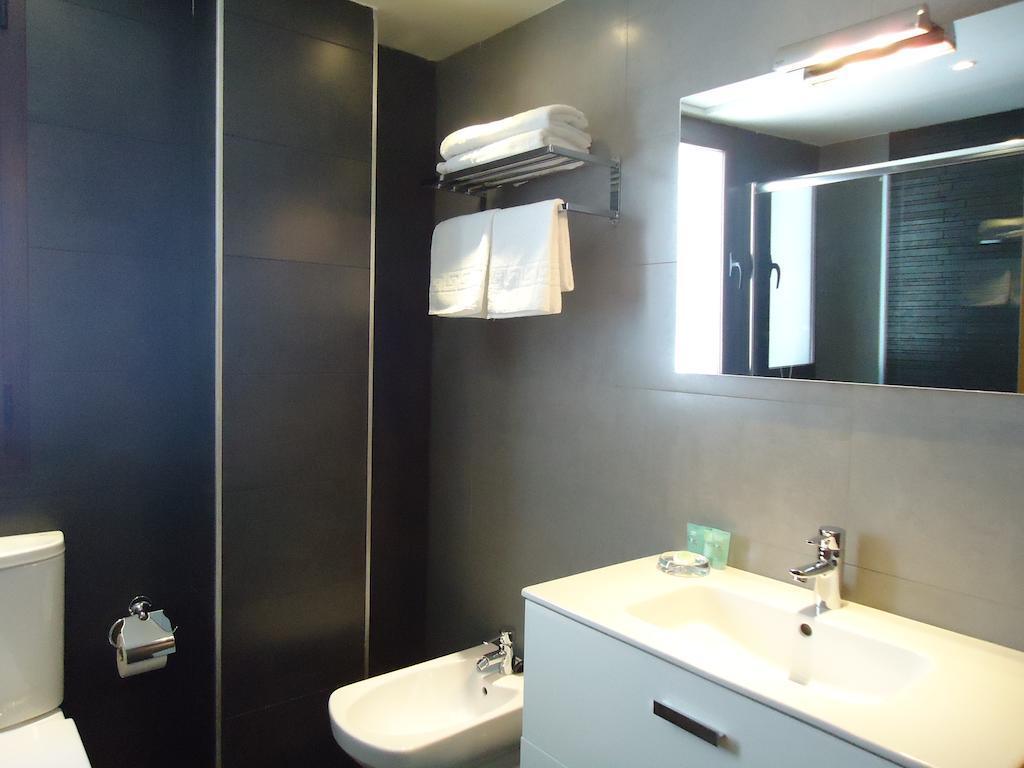 Apartamentos Turisticos Mauror Γρανάδα Δωμάτιο φωτογραφία