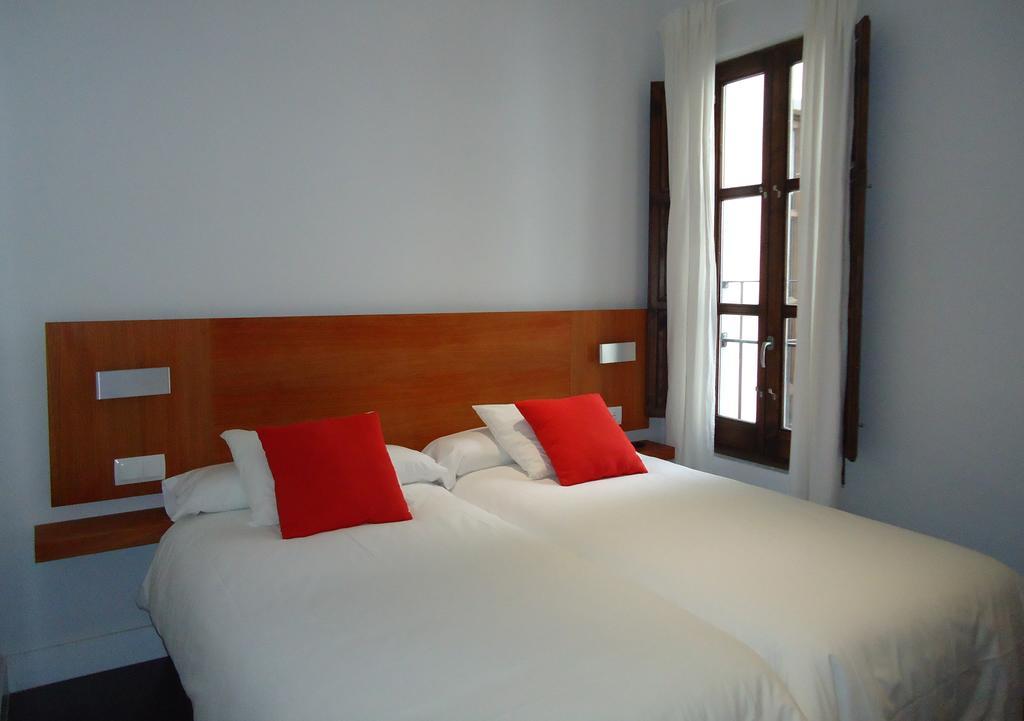 Apartamentos Turisticos Mauror Γρανάδα Εξωτερικό φωτογραφία